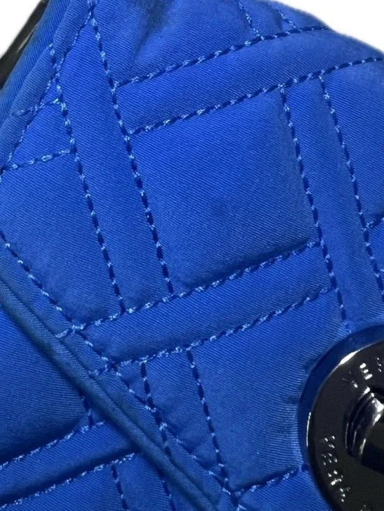 Vera Bradley Cobalt Quilted Turn-Lock Wristlet NWOT - Picture 10 of 10